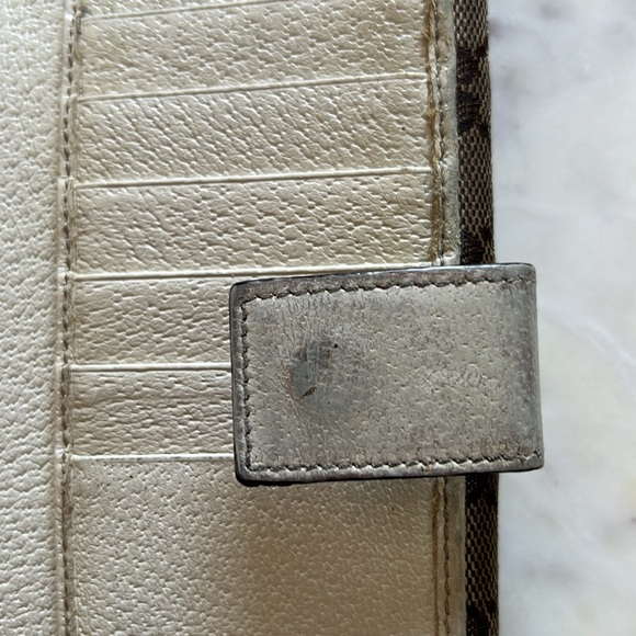 Gucci Wallet - Picture 7 of 15